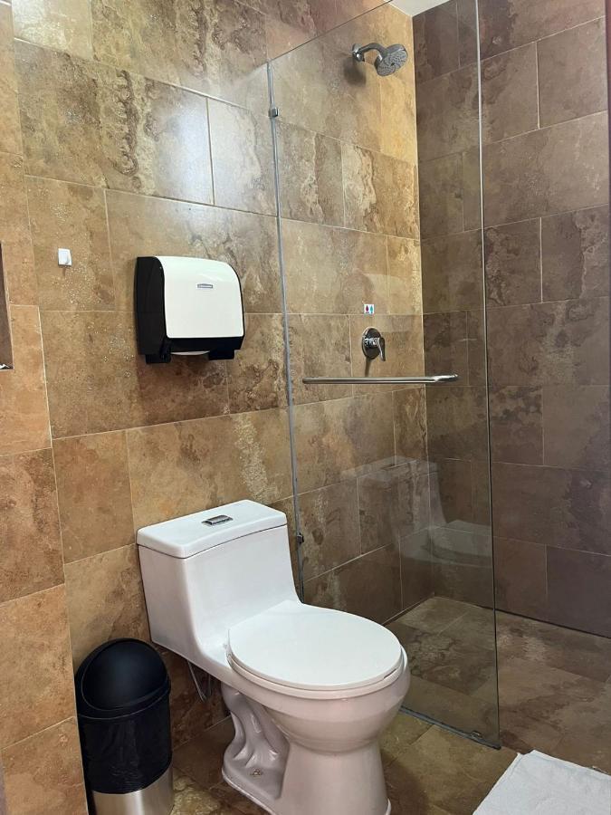 Hostal Camil Loja Exteriér fotografie